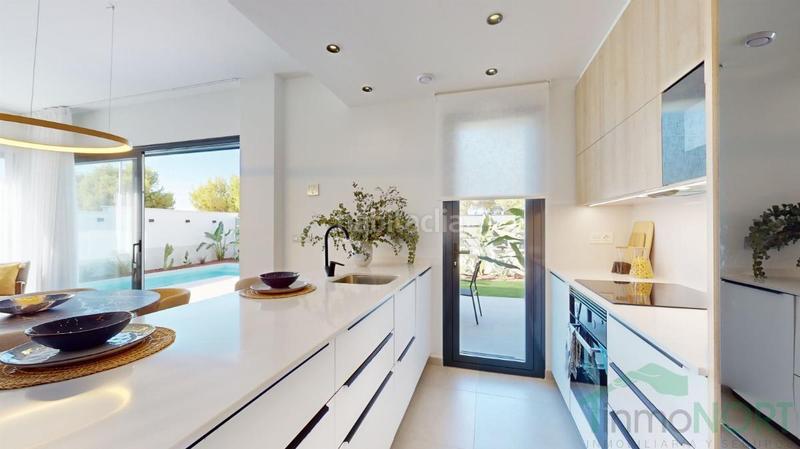 Foto bd7fce6d-cd2d-4193-bc96-b8752ac28755. Chalet villa en Roda San Javier