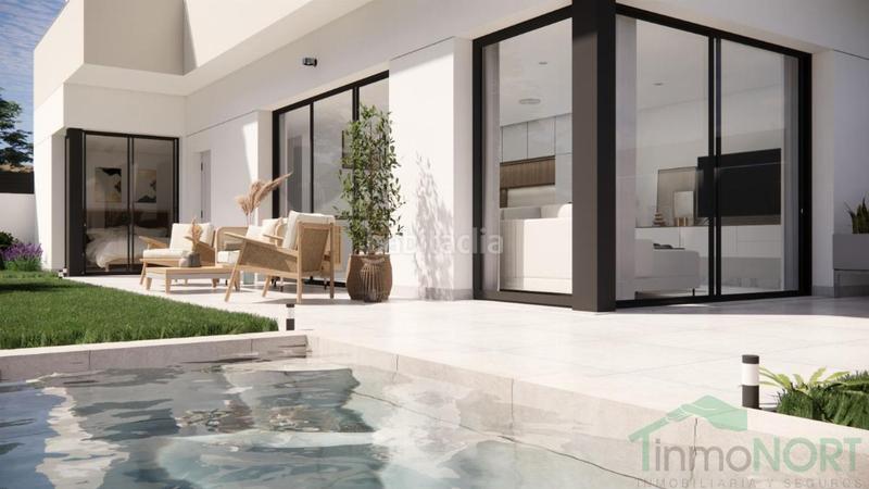 Foto 7c2dfcb2-f3e4-4580-bdc1-a179d2648a3e. Xalet amb aparcament piscina a Garbinet - Parque de las Avenidas Alicante