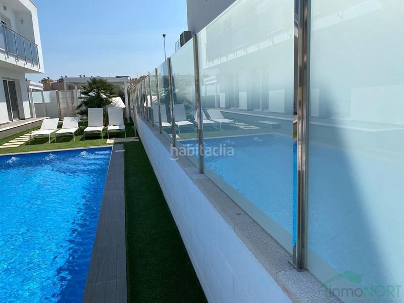 Foto 5d115318-335d-4c71-90f4-a0d65830afa7. Chalet con piscina in Norte Santa Pola