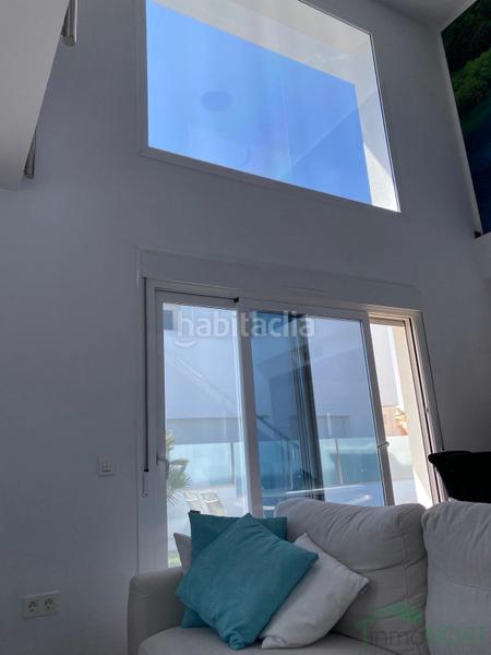 Foto a5d8c1bd-21ba-400a-8550-603334ac922b. Chalet con piscina in Norte Santa Pola