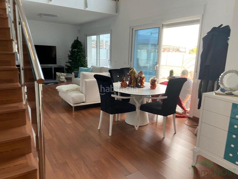 Foto e45152f4-e98c-44d1-9de7-2f25d5d88be7. Chalet con piscina in Norte Santa Pola