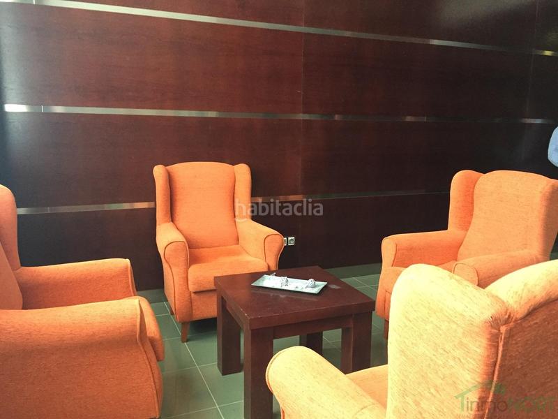 Foto 29dab1f2-f4f4-4a3a-adc5-71ecf85874a9. Édifice dans Campello Playa Campello (el)