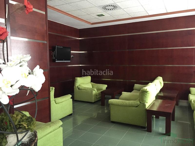 Foto 617bb4a1-5a56-4d39-a043-218720fa933d. Édifice dans Campello Playa Campello (el)