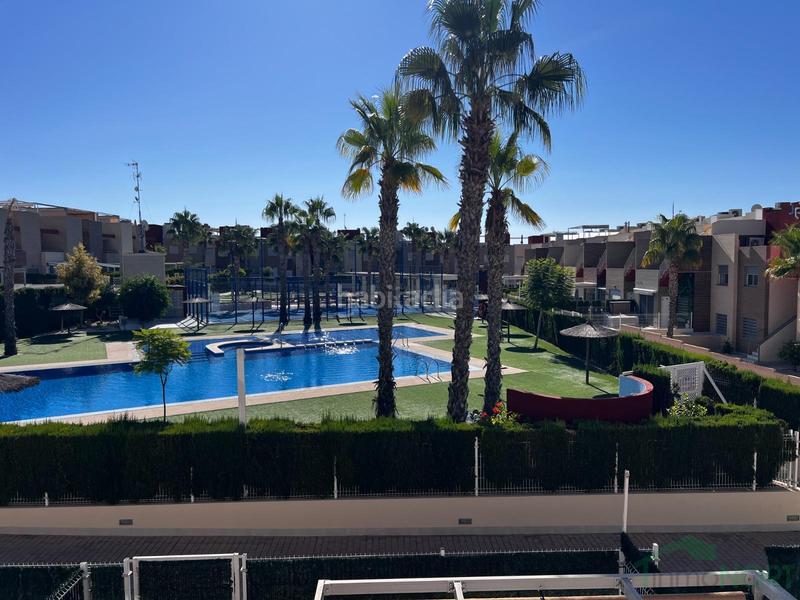 Foto 567bd1ee-82ab-4791-a499-34df5cf30485. Haus mit parking in Los Balcones-Los Altos Torrevieja