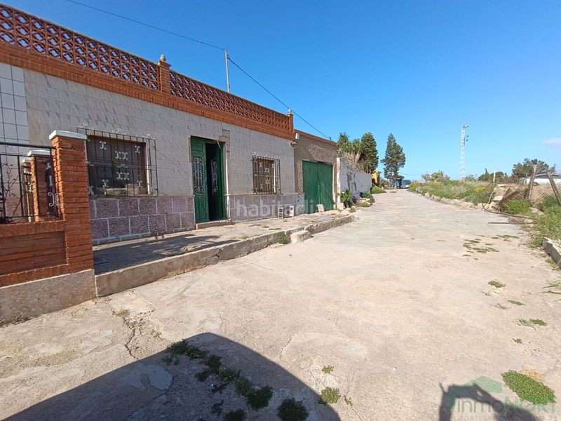 Foto 4d2ab404-aeb6-4cb8-addb-432aac6542d4. Casa en ancha La Unióncasa en La Unión Unión (La)