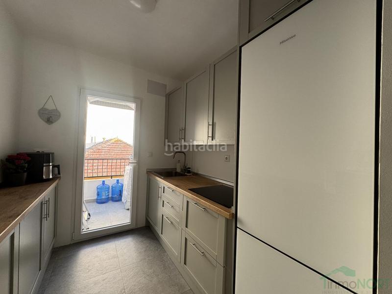 Foto 2bbbd329-dfec-412a-b928-8cda79ef1bf1. Etagenwohnung in av la libertad in Centro Alcázares (Los)