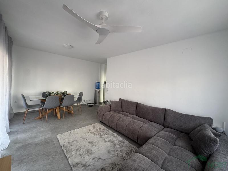 Foto ea45d37f-7571-4b44-be56-a8ca436232be. Etagenwohnung in av la libertad in Centro Alcázares (Los)