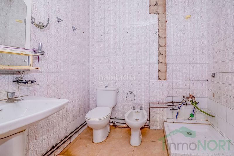 Foto 07eed54c-eb6a-4547-945d-e5cc18548f4c. Pis a Torre-Pacheco Torre - Pacheco