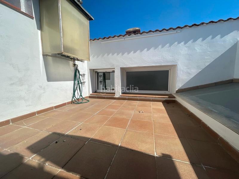 Foto 1c73d50f-9037-4720-b97c-72291a5ca150. Casa a schiera con riscaldamento parcheggio in Gràcia Sabadell