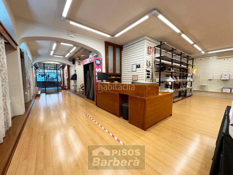Foto 744ab414-9ad5-49a5-9d96-9313dccfcc52. Alquiler local comercial  en venta en doctor moragas en Barberà del Vallès