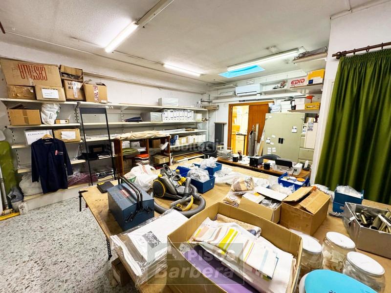 Foto c30069a8-5e2c-4f75-bff6-7abf985ac365. Alquiler local comercial  en venta en doctor moragas en Barberà del Vallès