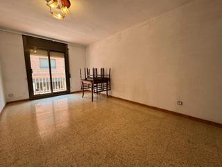 Pis a Carrer bona-sort 26. Venta de piso piso de 4 habitaciones con ascensor en bona sort,