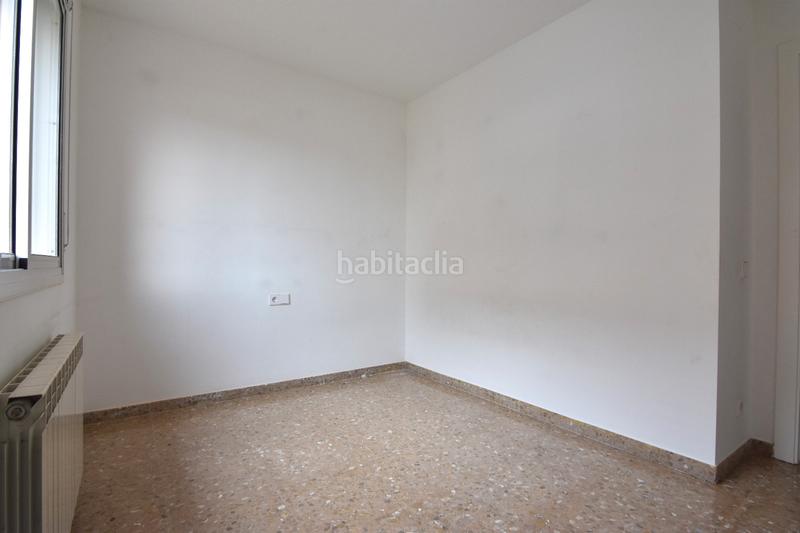 Foto 795badf4-ee26-4740-8930-e419d2a59781. Casa chalet adosado en venta en Barri Antic Barberà del Vallès