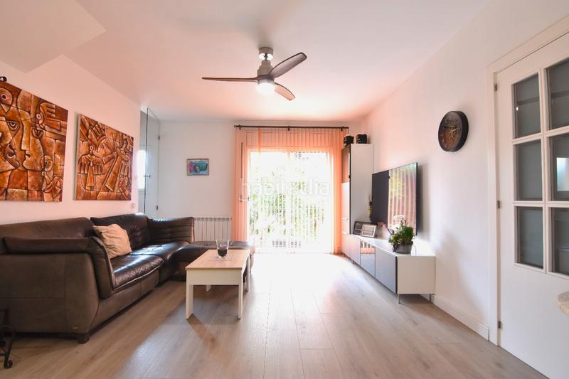 Foto 97cfdad5-ac12-4ef3-81b0-d00b3c892db6. Casa chalet adosado en venta en Barri Antic Barberà del Vallès