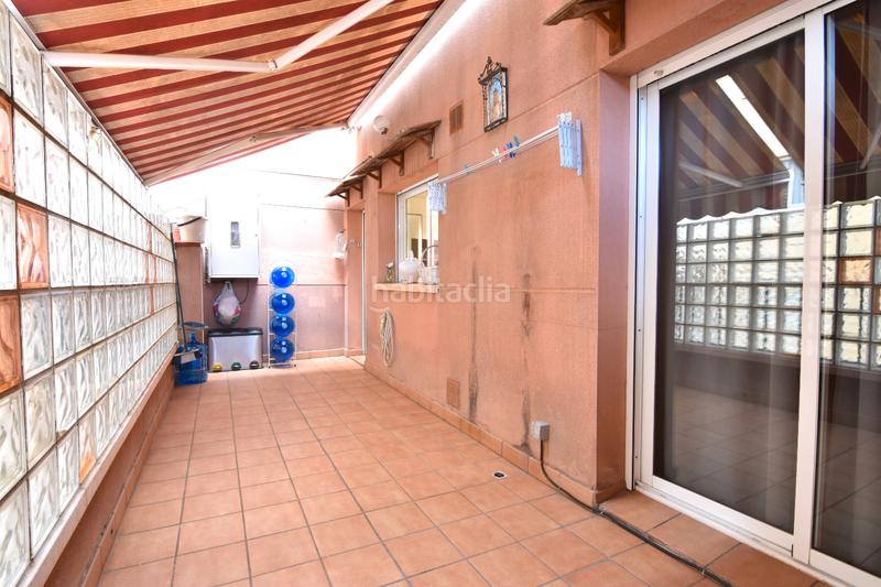 Foto a0fe2909-c63a-419e-a658-5d63c2e40735. Casa chalet adosado en venta en Barri Antic Barberà del Vallès