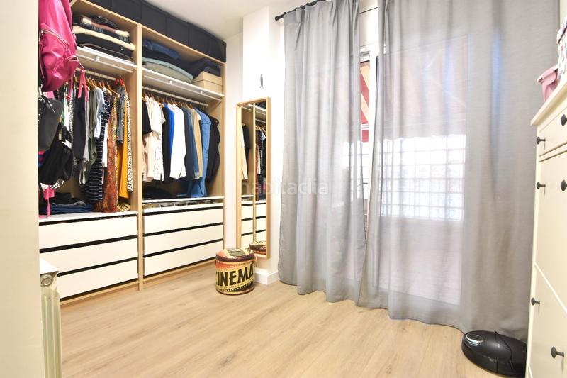 Foto fe112b85-9491-4c6d-bdfb-bc63b231b1fa. Casa chalet adosado en venta en Barri Antic Barberà del Vallès