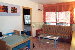 Pis a Centre-Eixample-Can Llobet. Piso cerca estación muy cetrico