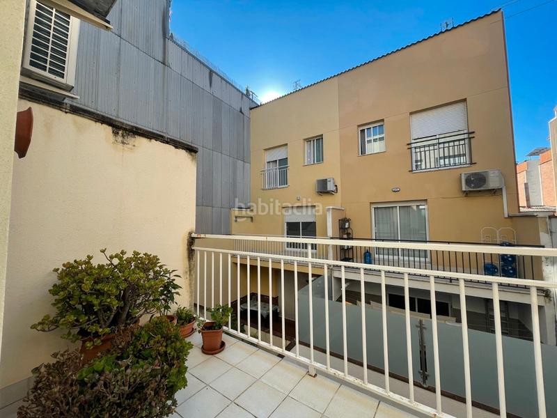 Foto 54c275d7-90f4-4a4a-bbec-851a0fef5074. Semi detached house with heating parking in Barri Antic Barberà del Vallès