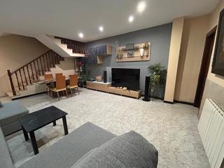 Xalet a Les Termes. Casa/chalet adosado en venta creu de barberà