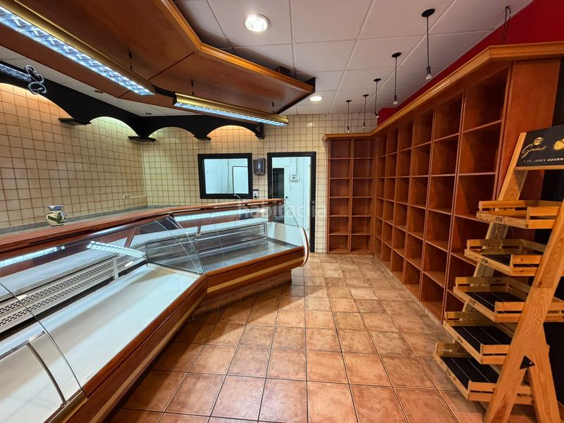 Foto 80bcd477-39f0-4294-9fe3-bbf03a901a43. Alquiler local comercial en carrer del pintor fortuny 124 local comercial en Barberà del Vallès