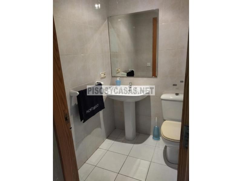 Foto 21af0d11-3ae7-4ad7-8e6e-4982a6edaf87. Locale commerciale in paseig germanies s/n in Centro Histórico Gandia