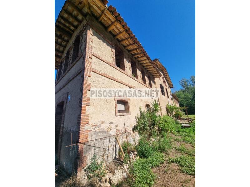 Foto b12e4b0e-afc1-4a31-b1ad-f03d18febe76. House in Sant Feliu de Buixalleu