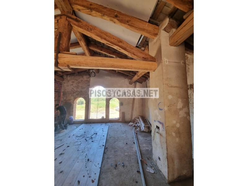 Foto ca373c48-2b64-40b2-a23a-e43cacaaea6e. House in Sant Feliu de Buixalleu