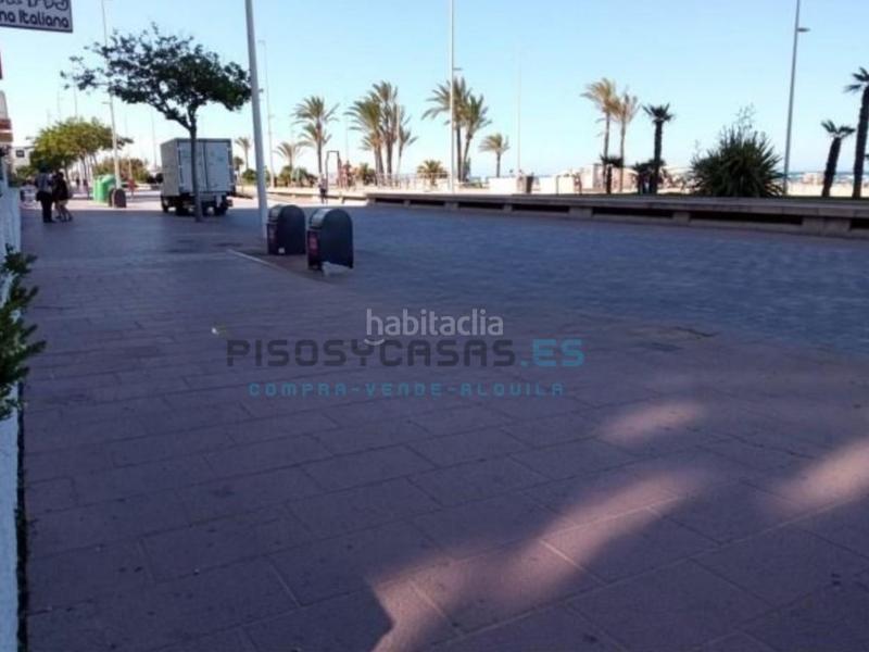 Foto cec5d1eb-7f5b-4c59-8130-e6aac9e7403c. Locale commerciale in Playa de Gandía Gandia