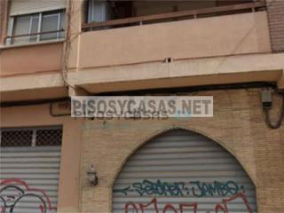 Local Comercial a Calle padre viñas 71. Planta ba en venta en els orriols