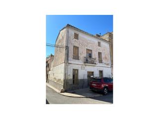 Casa a Plaza leon 8. Venta casa de pueblo