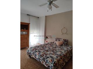 Pis en Calle miguel hernandez 7. Venta de piso