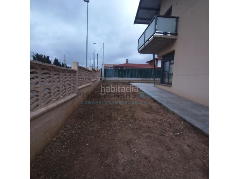 Foto 2867c4ba-497e-4098-8bd0-bc239544de85. Xalet a avenida ebro urcamusa 49 a Muela (La)