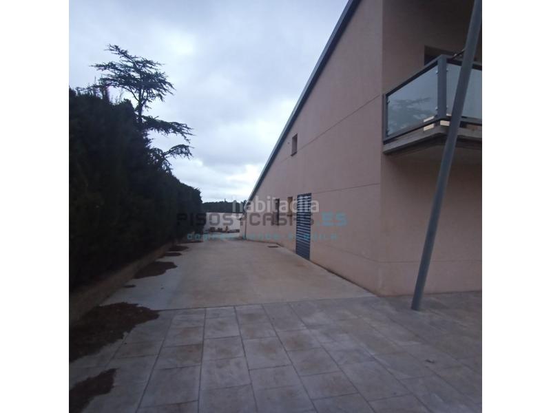 Foto 3f248974-248f-4bcc-96c0-fd8419fdac1c. Xalet a avenida ebro urcamusa 49 a Muela (La)