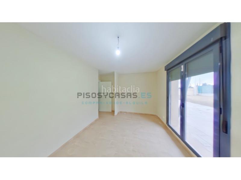 Foto 443ed57e-5e59-414b-92db-837656d58619. Xalet a avenida ebro urcamusa 49 a Muela (La)