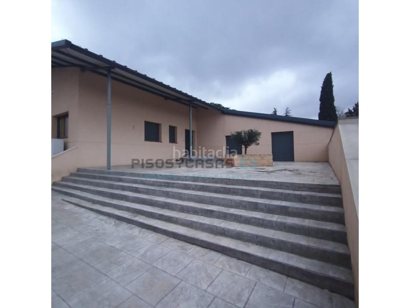 Foto 53cb128e-2e54-4680-b7a4-0cef82744e97. Xalet a avenida ebro urcamusa 49 a Muela (La)