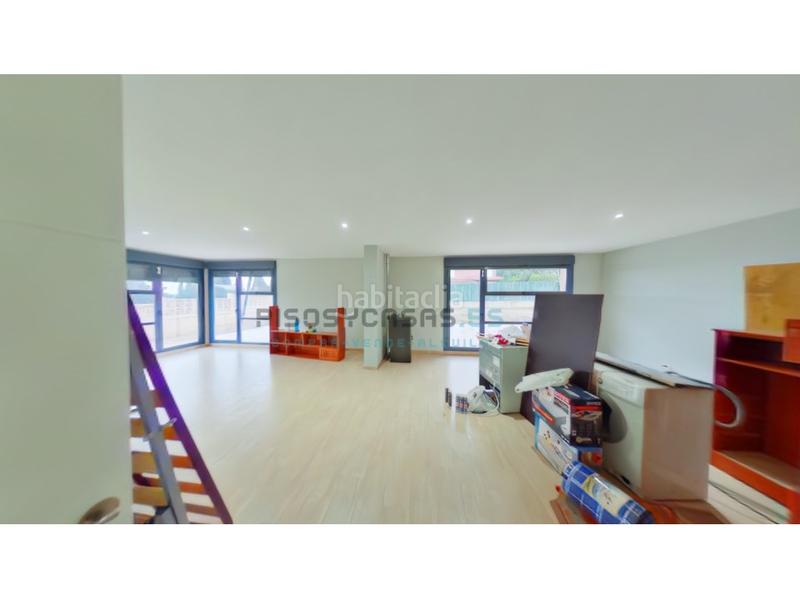 Foto b6f2bcbf-6fce-487d-a15f-dc0e44050d3c. Xalet a avenida ebro urcamusa 49 a Muela (La)