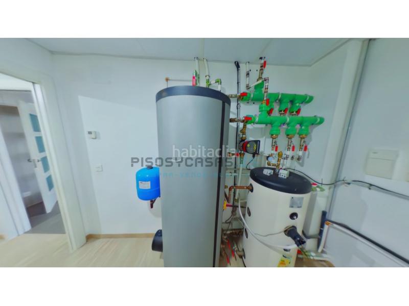 Foto bb79ebaf-7e45-4c07-bff8-d0bdc7c2ff36. Xalet a avenida ebro urcamusa 49 a Muela (La)