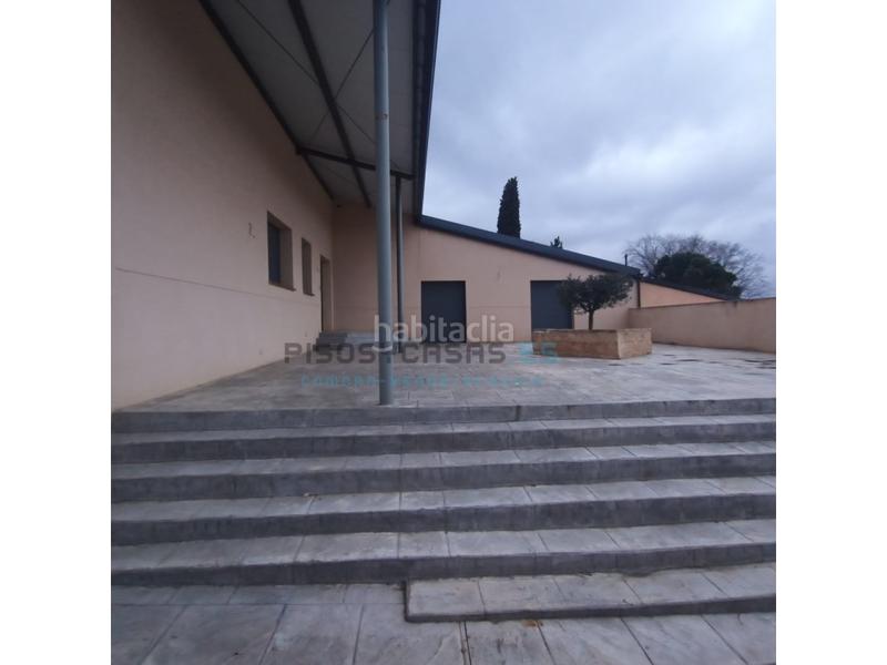 Foto e3adbee2-807e-4ca7-b1ff-2f49e36cc476. Xalet a avenida ebro urcamusa 49 a Muela (La)