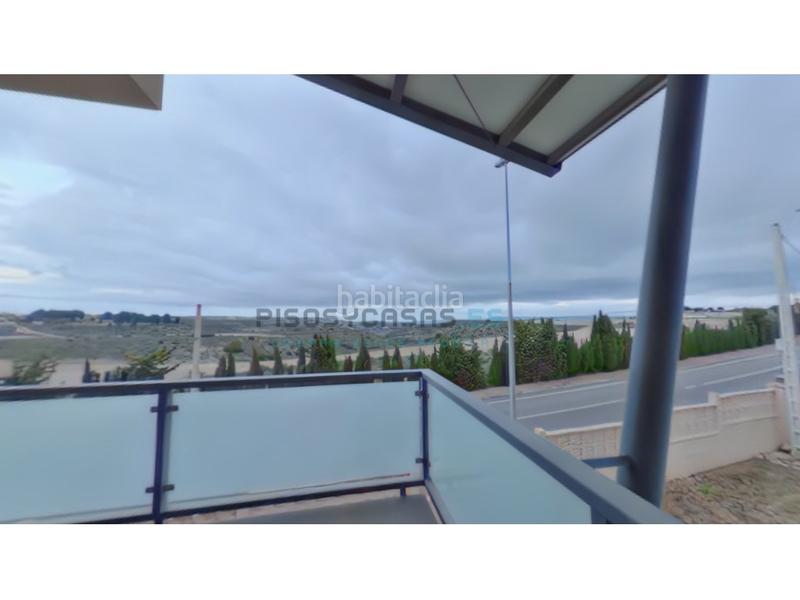 Foto f2ca5f9c-a96f-4005-ae54-c640bd8c4db9. Xalet a avenida ebro urcamusa 49 a Muela (La)