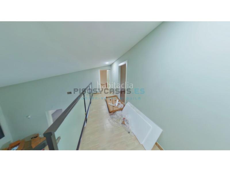 Foto fb9b342f-5b45-40f5-9d91-85738b7b8772. Xalet a avenida ebro urcamusa 49 a Muela (La)