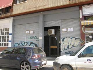 Location Local commercial à Calle carrera del sabado 13. Local en laquiler en calle carrera del sabadozaragoza