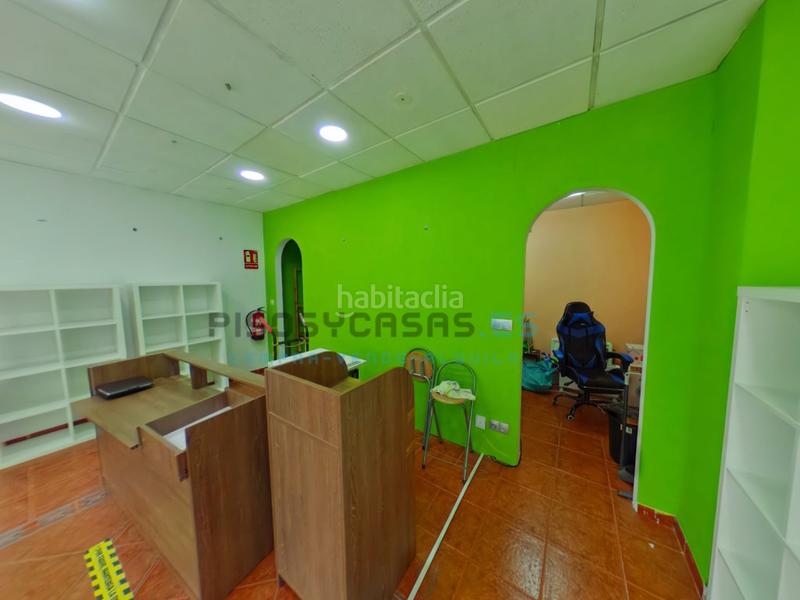 Foto 028f5dd6-cb0d-44a7-8072-a01d5bf47fcc. Lloguer local comercial a calle antón garcia abril 21 a Zaragoza