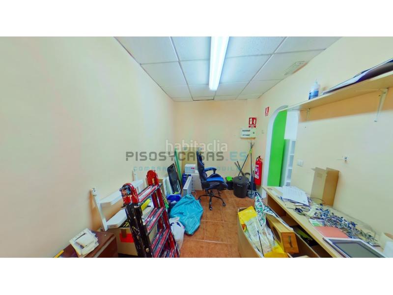 Foto d7ff707d-cf76-420b-b0af-e6d146f26831. Lloguer local comercial a calle antón garcia abril 21 a Zaragoza