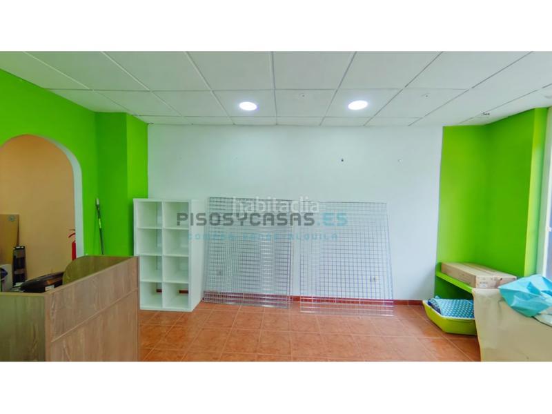 Foto d9bb1666-51be-41d5-8cd2-747374ee4c24. Lloguer local comercial a calle antón garcia abril 21 a Zaragoza