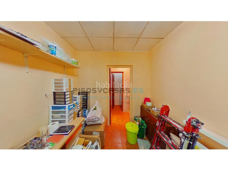 Foto f68bb6a2-6952-4e48-a035-85b034702046. Lloguer local comercial a calle antón garcia abril 21 a Zaragoza