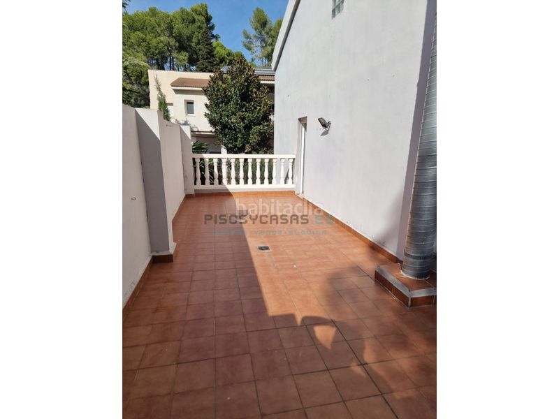 Foto 534dd7f0-23c9-4dbe-b45d-c46ac1cbdfba. Chalet venta chalet en Godelleta