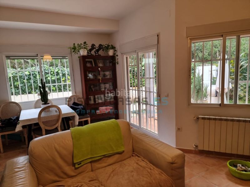 Foto 6561c1de-0c1d-4c3c-abbb-fc2322f07bbe. Chalet venta chalet en Godelleta