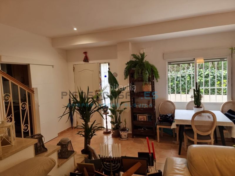 Foto 695448a0-ae6c-4c41-8617-66dcb09d0f5a. Chalet venta chalet en Godelleta