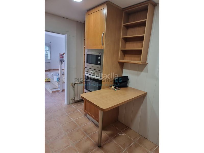 Foto 75425603-eb60-48d9-8c10-05ca54f45ed7. Chalet venta chalet en Godelleta
