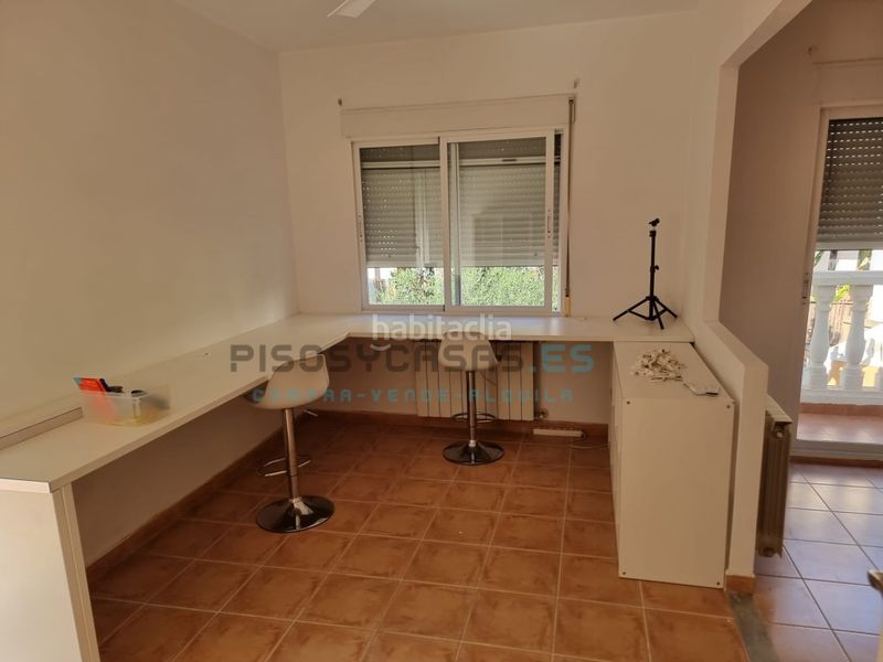 Foto c25e953e-a80b-4a74-99f3-b8ce704b4939. Chalet venta chalet en Godelleta
